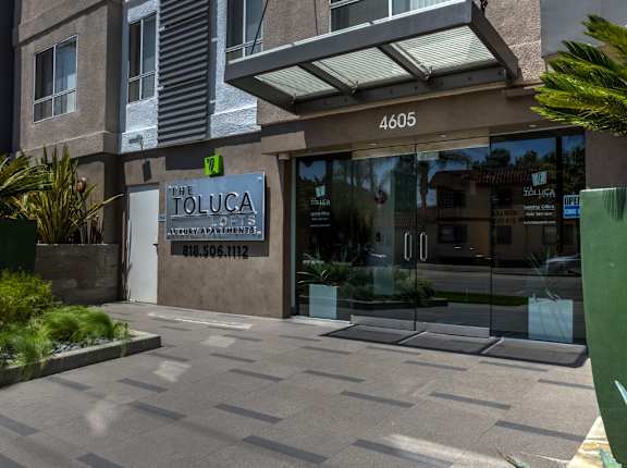 an apartment buidling at Toluca Lofts, Toluca Lake, California