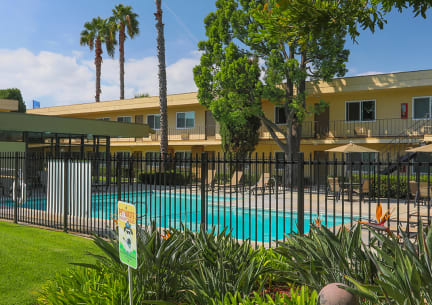 our apartments offer a swimming pool at Clair Del Gardens, Long Beach, 90807