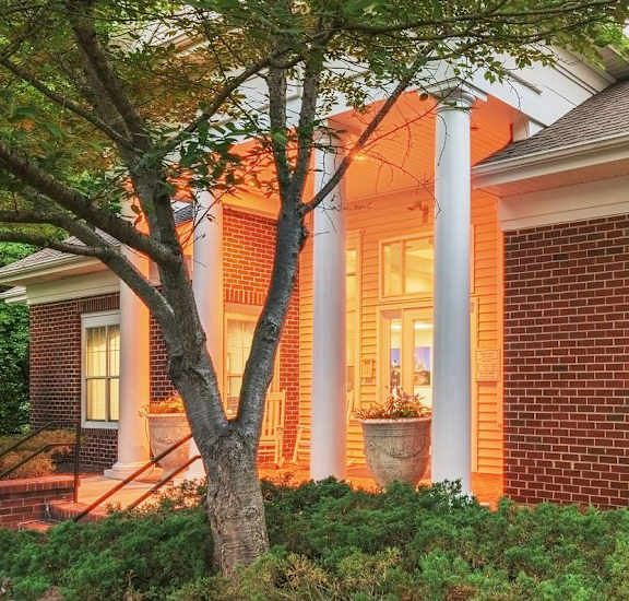 clubhouse and leasing center