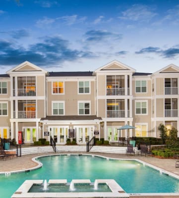 Crystal Clear Swimming Pool at Abberly at West Ashley Apartment Homes by HHHunt, South Carolina, 29414