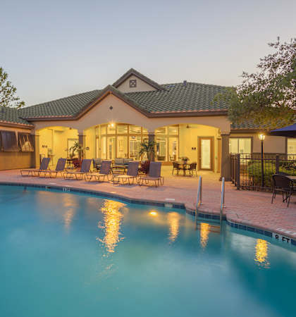 Park Del Mar Apartments pool