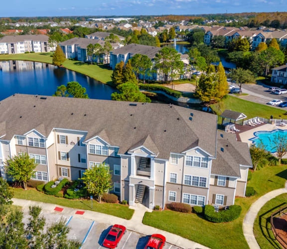 Apartments in Leesburg, FL | Lake Harris Cove Apartments | Concord Rents |  Concord Management 