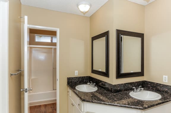 Cross Roads Apartment Homes in Anaheim California