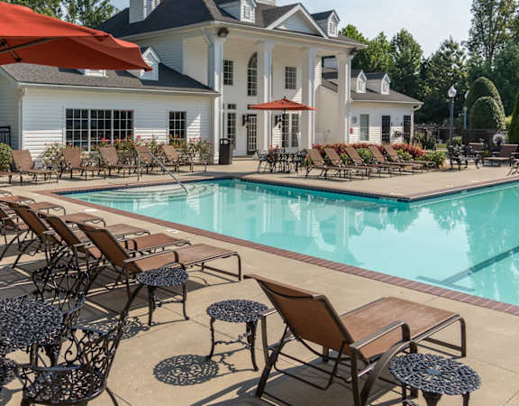 Swift Creek Commons Apartments resort-style pool