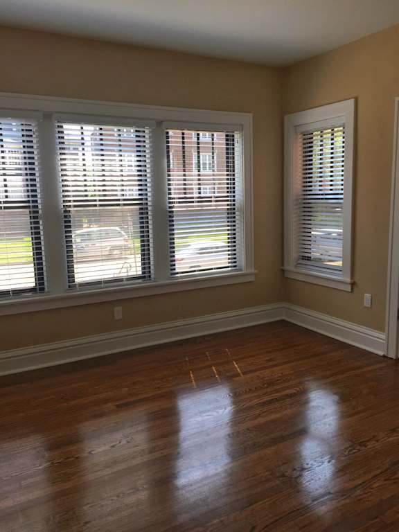 721 Eastgate Sunroom