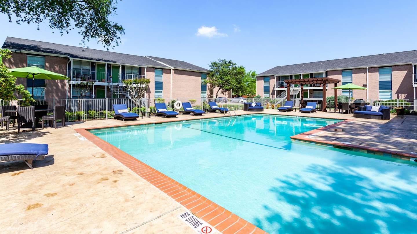 1-bedroom apartment at Artisan West Apartments in Houston
