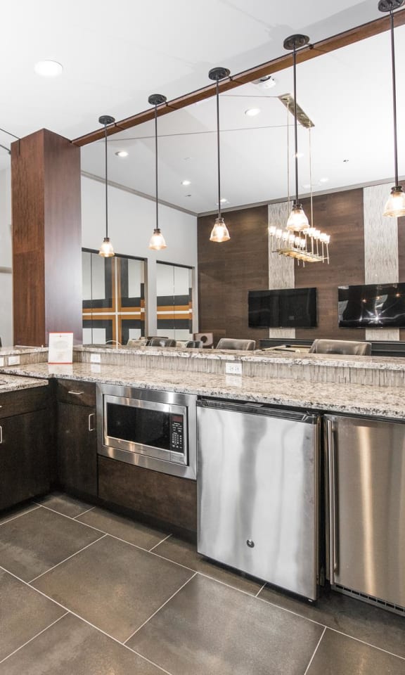 Grand Reserve of Naperville Apartments in Naperville, IL