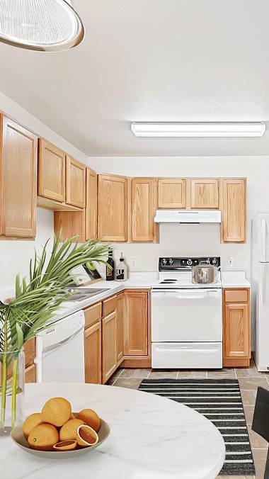 Rose Cove Apartment Homes 7 of 9