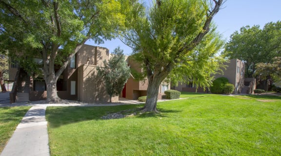 Exterior and landscaping at Villas de la Terraza Apartments in Albuquerque NM