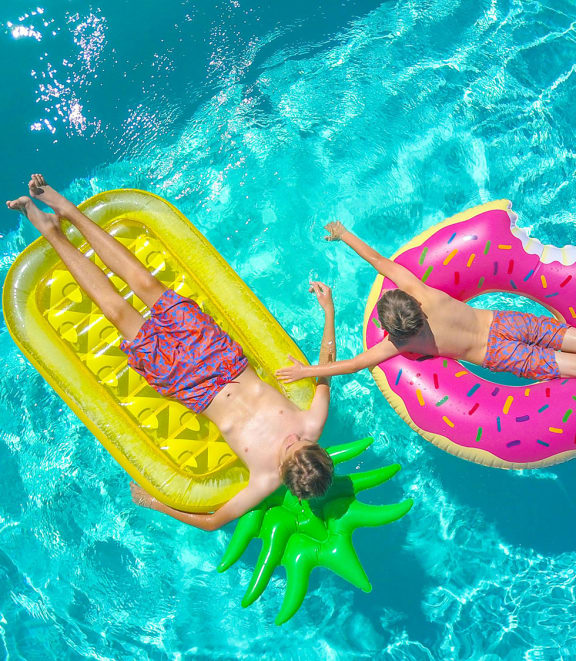 Pool at Los Altos Towers in Albuquerque NM
