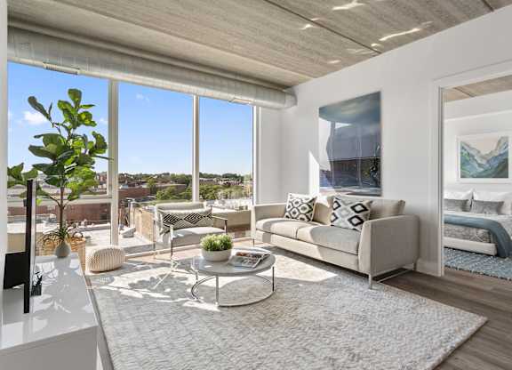Spacious Living Area at Viridian on Sheridan, Illinois, 60613