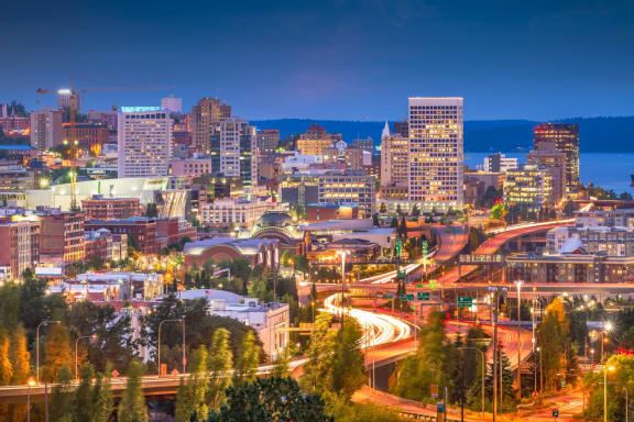 a view of the seattle skyline at night