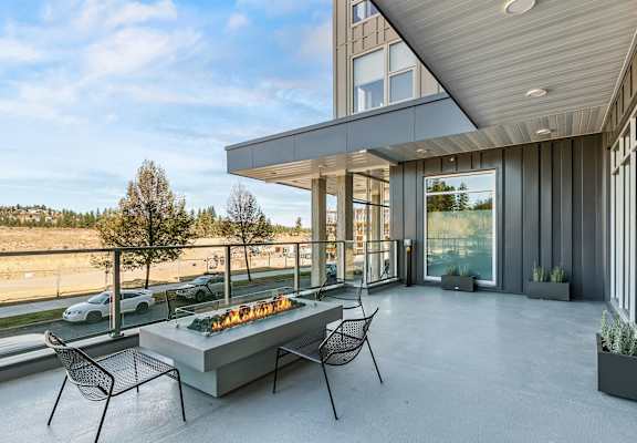 TheNest_Bend_OR_Exterior_Amenity_Firepit