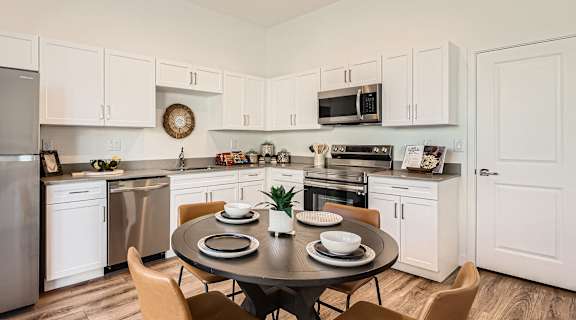 Fully Equipped Kitchens And Dining at Hampton Meridian, Apache Junction, Arizona