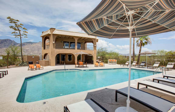 Extensive Resort Inspired Pool Deck at Elevation Apartments, Arizona