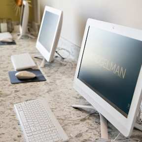 Computers in business center at Meridian Park in Collierville, TN 38017
