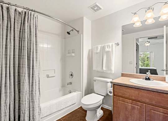 Bathroom, Sink, Tub, Bathtub, Mirror