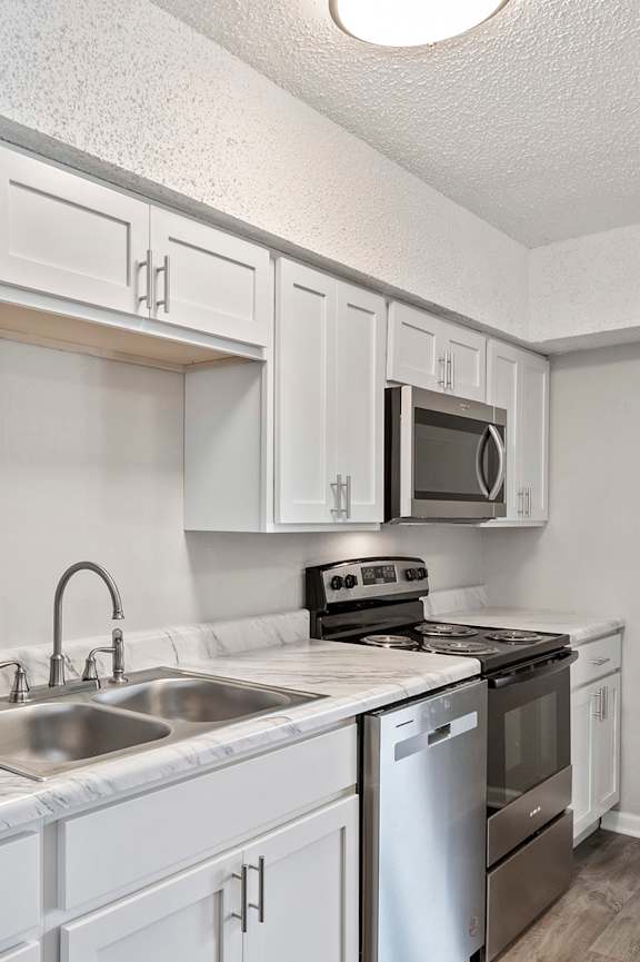 Kitchen at Falls at Mill Creek in Nashville Tennessee