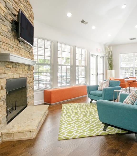 Entrance Lounge at Henley at Mirror Lake Apartments, Georgia