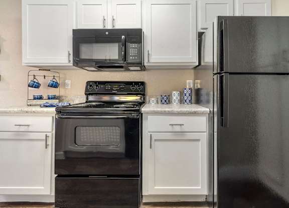 Kitchen, Refrigerator, Stove, Dishwasher, Sink
