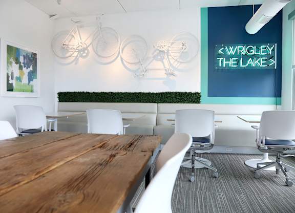 Workspace at Viridian on Sheridan, Chicago