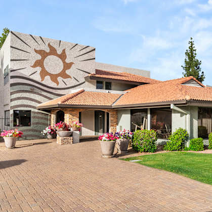Exterior of Villa Toscana Apartments in Phoenix Arizona