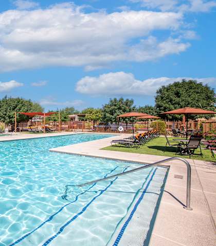Resort style pool at Sabino Vista Apartments in Tucson