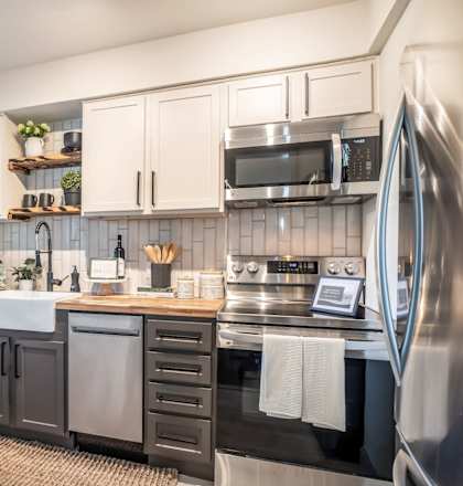 Modular Kitchen at Kiwi Goji Apartments, Memphis, TN,  38111