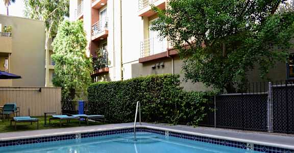 large community pool