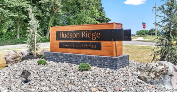Hudson Ridge sign