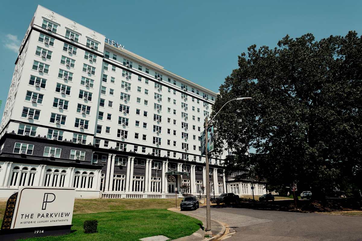 The Parkview exterior building - Memphis, TN