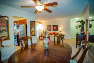 Oakton Park Two Bedroom 2B First Dining Area 03