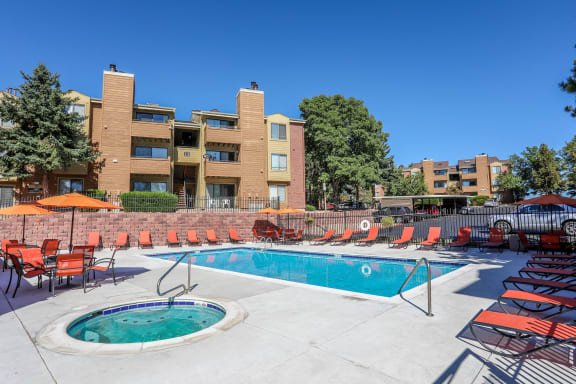 Swimming Pool at Silver Reef Apartments in Lakewood, CO