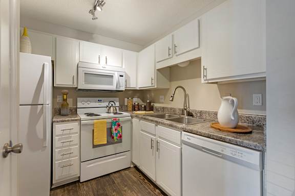 Modern kitchen at North Creek