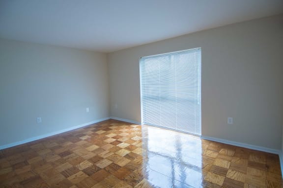 Silver Spring House Window Coverings