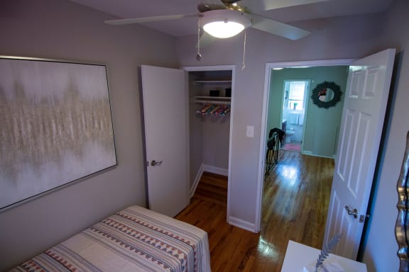 Brookville Townhomes Three Bedroom A Bedroom 18