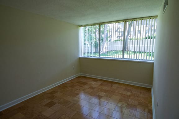 Heritage Park Two Bedroom - Bedroom 1-1