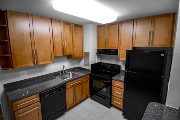 Heritage Park Three Bedroom 1.5 Bath Kitchen 04