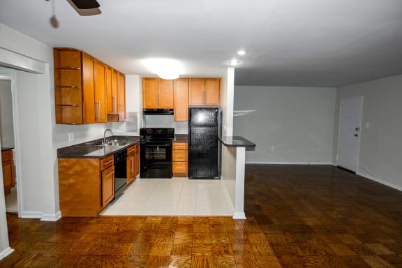 Heritage Park Three Bedroom 1.5 Bath Living Area 06