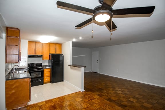Heritage Park Three Bedroom 1.5 Bath Living Area 07