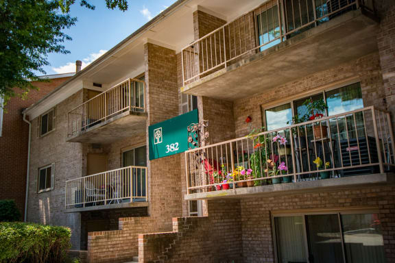 Spring Ridge Apartments Building Exterior 17