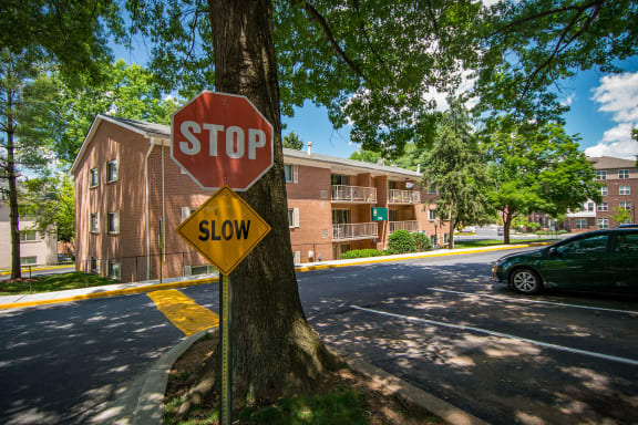 Spring Ridge Apartments Building Signage