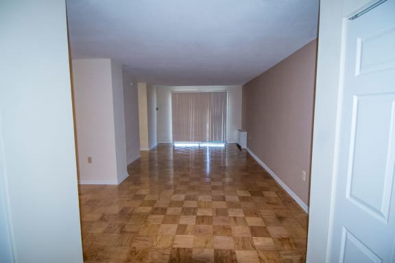 Steward Tower Two Bedroom Entryway
