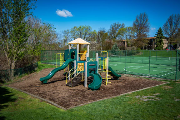 Carriage Park Apartments Playground 02