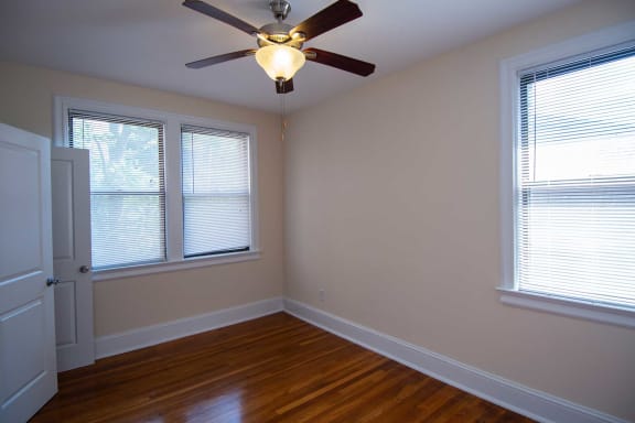 3221 Connecticut Avenue One Bedroom A Bedroom 11