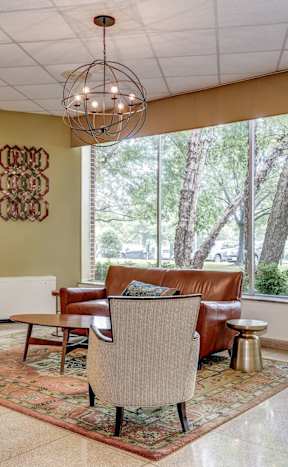 Modern Living Room at Ashlawn at Southern Towers, Alexandria, VA, 22311