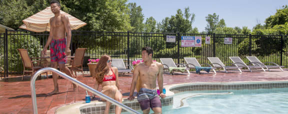 Swiming pool at Apartments in Okemos Michigan | Knob Hill Apartments