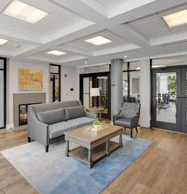 the preserve at ballantyne commons community living room