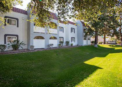 Exterior and Landscaping at University Park Apartments in Tempe AZ