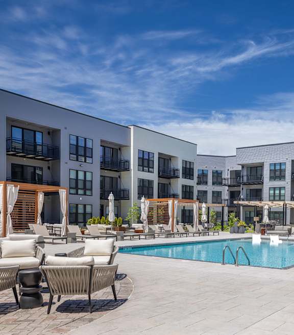 Resort style pool area at Plaza at Pinnacle Hills Apartments, Rogers